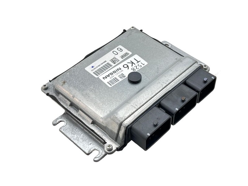 2016-2017 Nissan Sentra Engine Brain Box