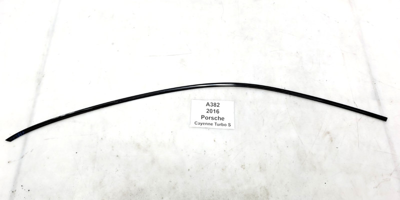 ✅ 11-18 OEM Porsche Cayenne S 958 Front Left Driver Door Upper Molding Trim