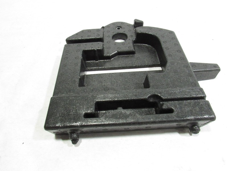 18-21 Mercedes C63 S W205 2020 Rear Trunk Emergency Jack Tool Foam ;:O