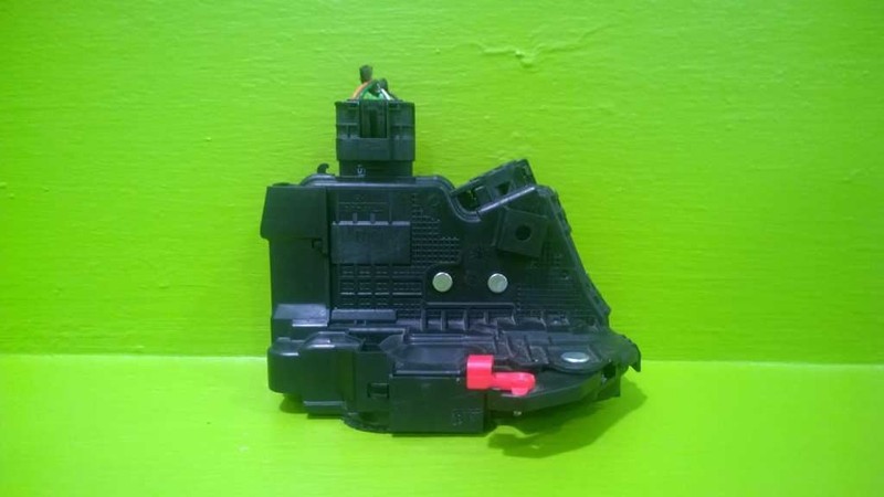14-18 FORTE SDN PASSENGER RIGHT REAR DOOR LOCK LATCH ACTUATOR OEM 2858-45