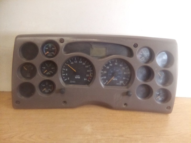 Mack A2C53163661 Speedometer Instrument Cluster "READ DESCRIPTION"
