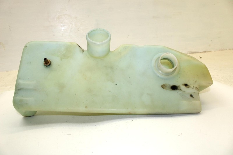 1996 Arctic Cat Monte Carlo 770 Oem Oil Tank 0670-720 JA2