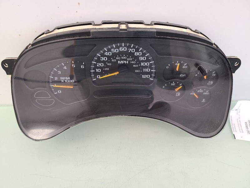 Speedometer Cluster US ID 15135669 Fits 03-05 AVALANCHE 2500 591151