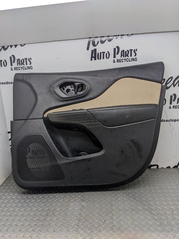 2014 to 2019 Jeep Cherokee Front Right Passenger RH Side Panel Door 1171787
