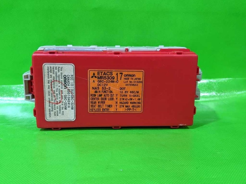 02 03 LANCER KEYLESS TIME & ALARM ETACS MODULE W/FUSE BOX OEM 4366-15