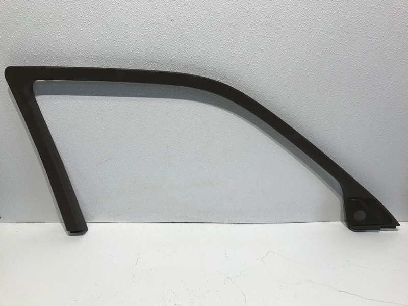95-00 Lexus LS400 Front Left Driver Side Door Window Frame Molding OEM