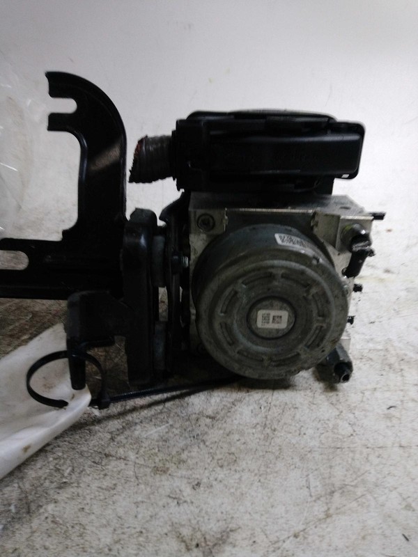 2023 Honda Civic ABS Hydraulic Assembly OEM 57100T43A42 20K Miles Grey
