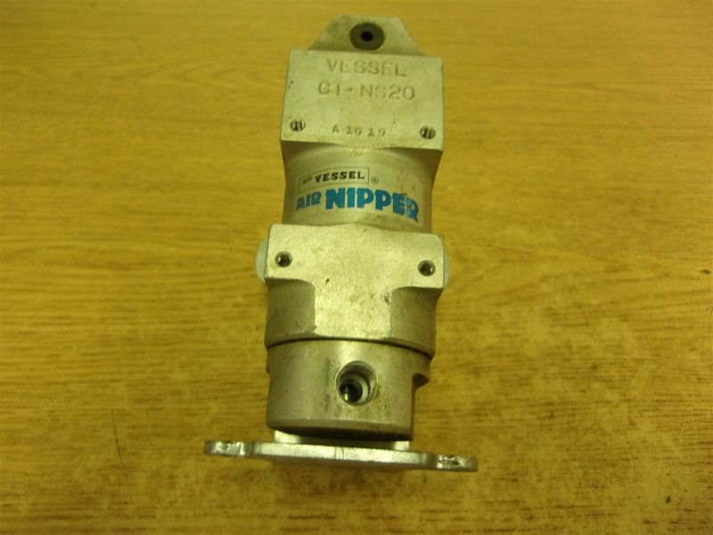 Vessel Air Nipper GT-NS20 w/ NB-20 *FREE SHIPPING*