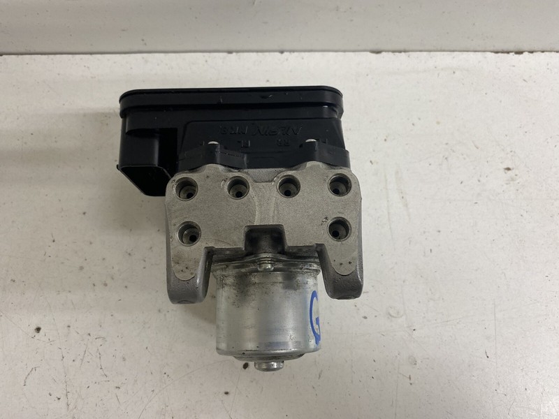 2005-2006 Acura RSX ABS Anti Lock Brakes Pump Brake Actuator & Modulator Oem