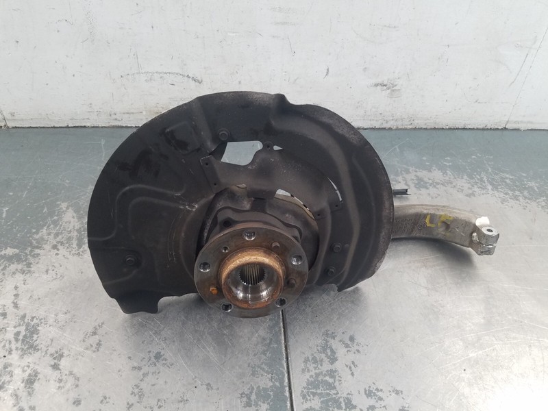 2015 BMW X5M F85 Left Front Hub Knuckle #9227 VV5