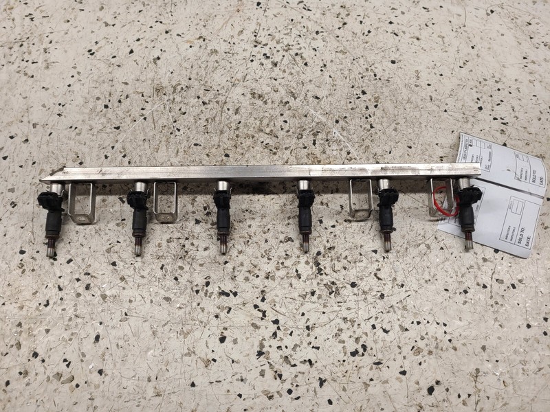 BMW 328i Fuel Injector Rail W/ Injectors 3.0L OEM 2008