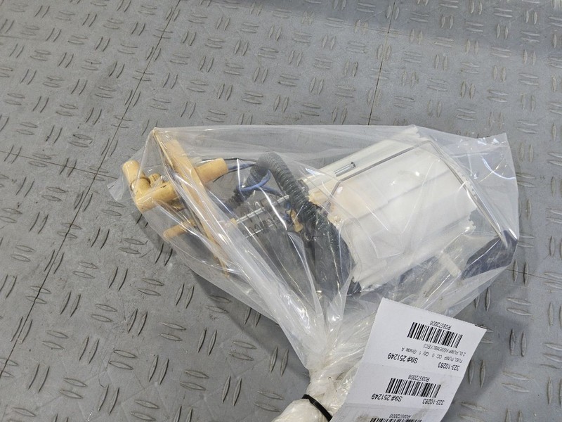 Fuel Pump Assembly Tank Mounted 2.0L Fits 18-25 WRANGLER 3572008