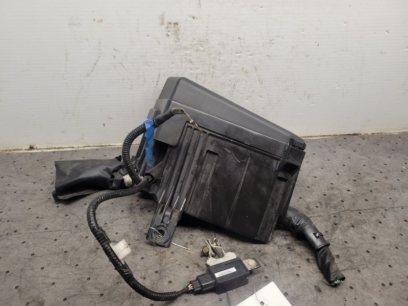Fuse Box Engine Compartment Fits 17-23 IMPREZA 1585808
