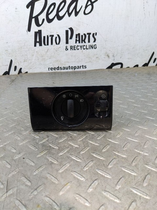 2004-2008 FORD F150 HARLEY DAVIDSON DASH HEADLIGHT CONTROL SWITCH OEM 1190472