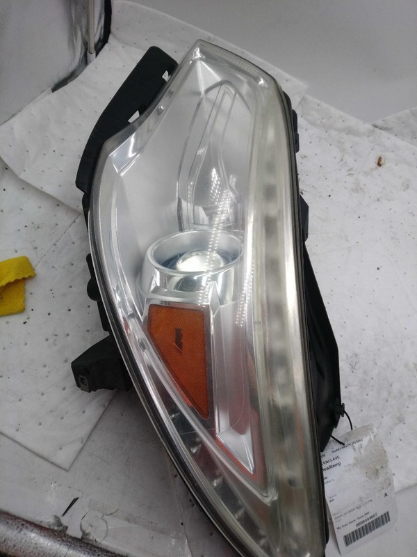 2014 BUICK ENCLAVE Left Headlight Assembly Black OEM 525604 168k Miles