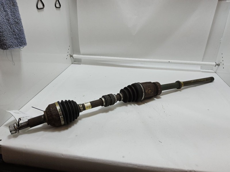 Passenger Axle Shaft Front Axle 3.5L 6 Cylinder Fits 13-16 PATHFINDER 3536101