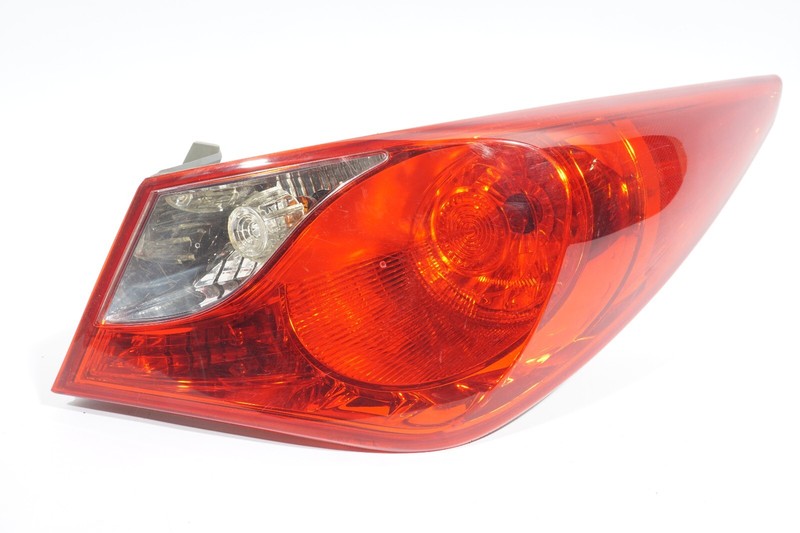 2011-2014 HYUNDAI SONATA SE RIGHT PASSENGER SIDE TAIL LIGHT OEM