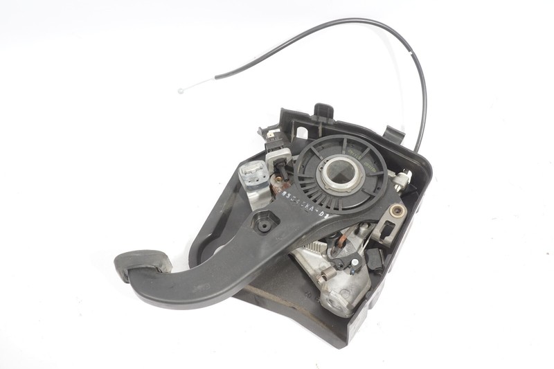 2006-2008 MERCEDES BENZ CLS500 EMERGENCY BRAKE OEM