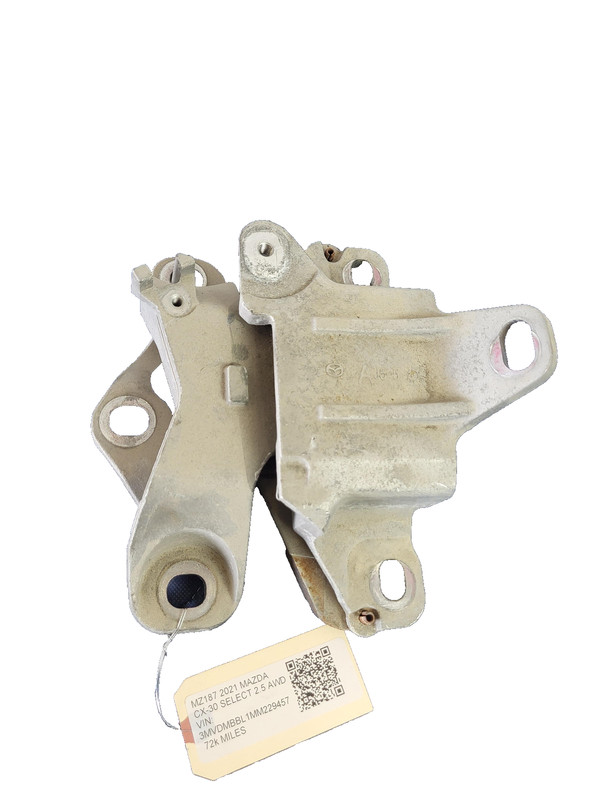 Used Oem Mazda Left Driver Transmission Mount Bracket 2.5L AWD 2020-2023 CX-30