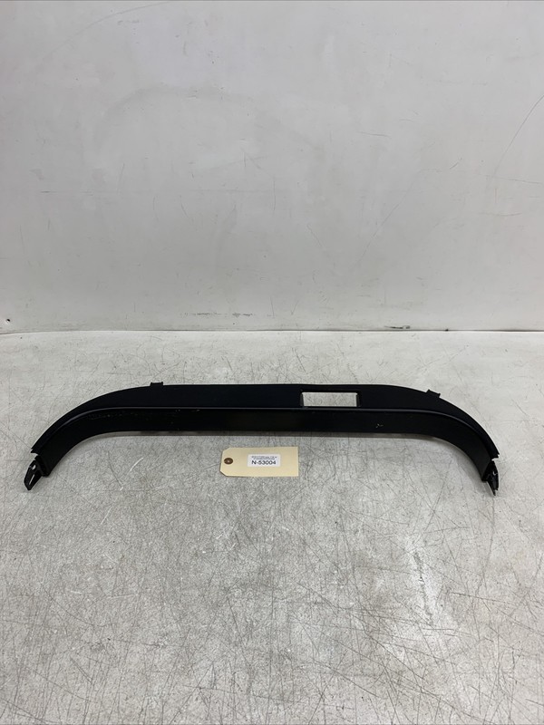 16-21 Tesla X Driver Side Lower Sill Trim Plate Left 1058421-00-L 53004 U8