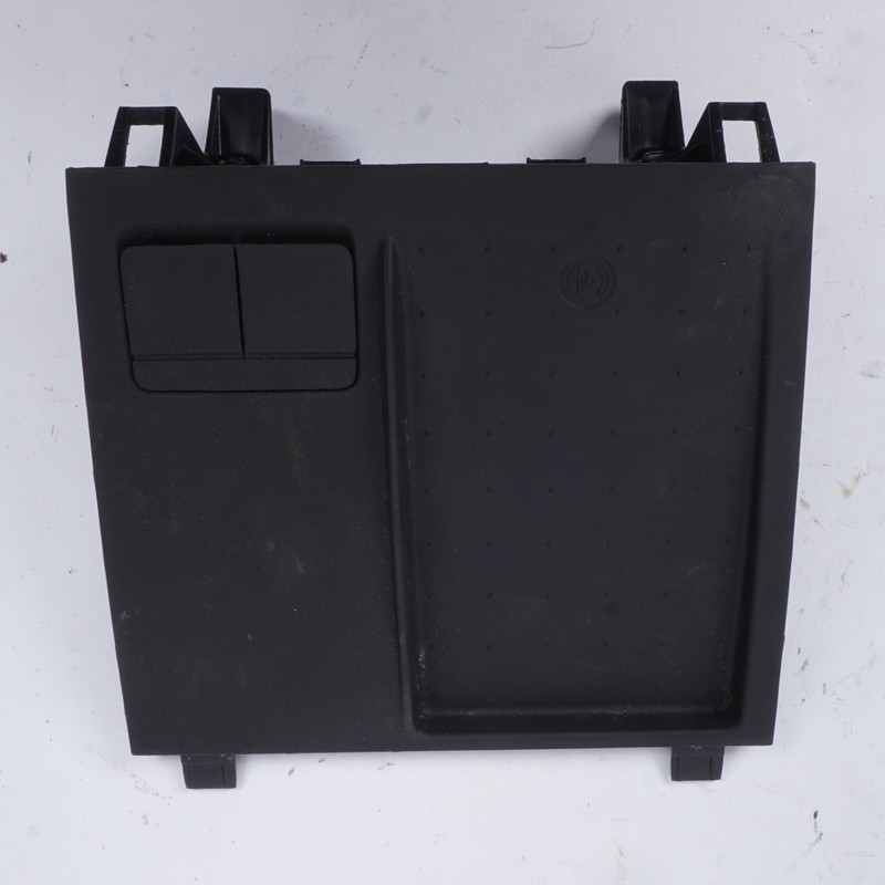 2021 - 2024 Polestar 2 Center Console Wireless Charger Trim Cover 31689535 OEM