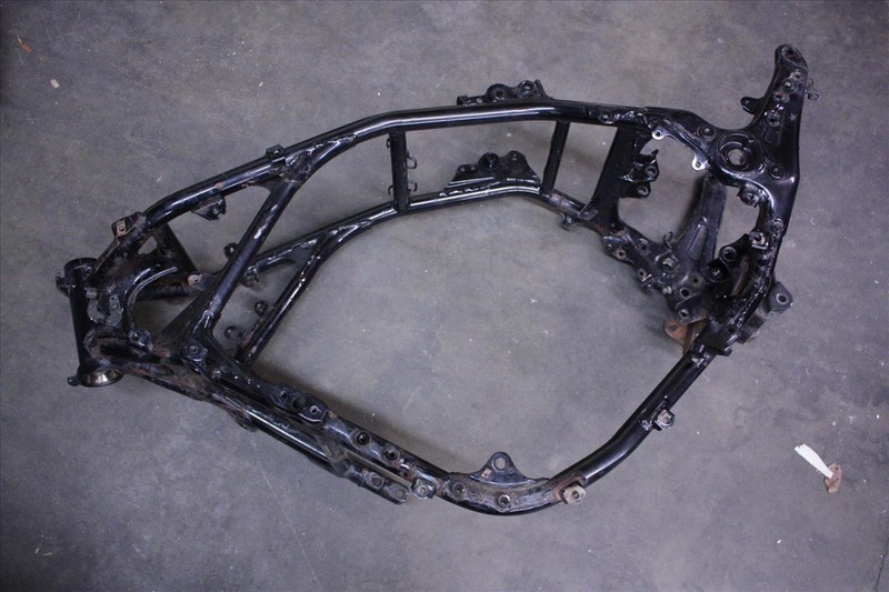 1983 YAMAHA XVZ12 T VENTURE MAIN FRAME CHASSIS BODY XVZ 1200 83