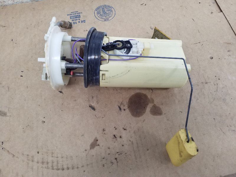 Fuel Pump Assembly Front Fits 00-01 SUBURBAN 2500 201057