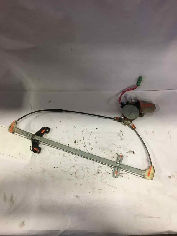 Side/rear/cargo Regulator HONDA CRV Right 02 03 04 05 06