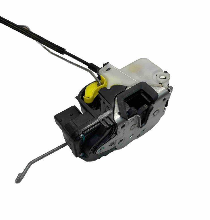 Chevrolet Equinox door lock 10 15 latch actuator front left side OEM 20996077
