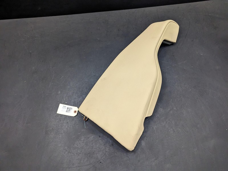 Rear Seat Right Bolster Leather 2018 BMW 330i 52207301218 2017