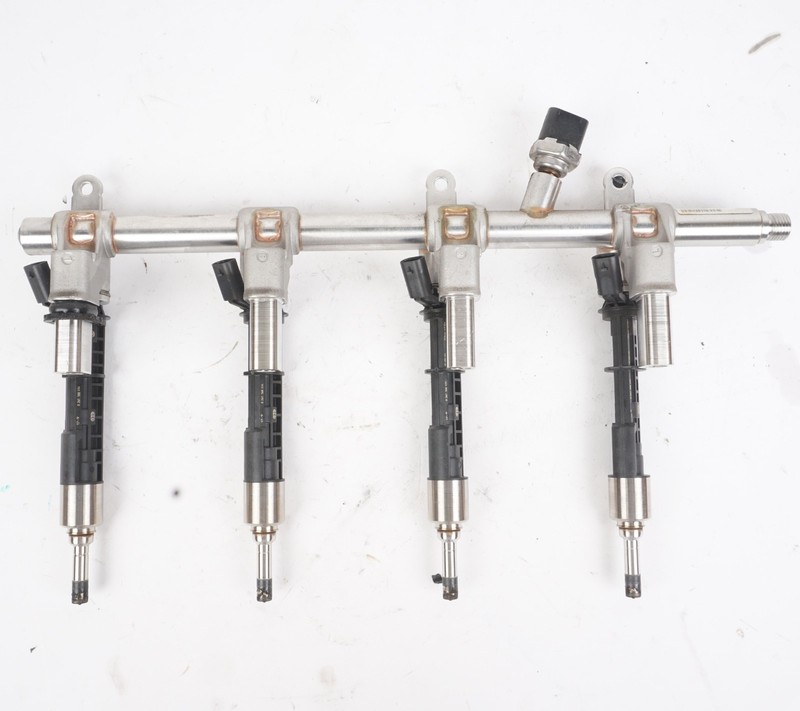 2018 - 2022 ALFA ROMEO STELVIO 2.0L ENGINE FUEL INJECTION RAIL W/ INJECTORS OEM