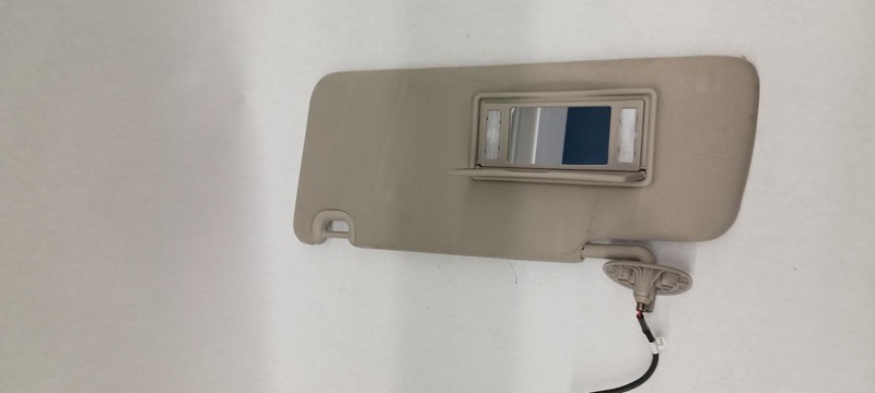 2017 DODGE 1500 left driver Sun visor illumination OEM 15 16 17 18