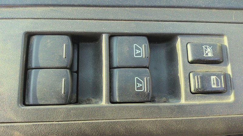 Door Switch Front NISSAN TITAN 04 05 06 07 08 09 10 11 12 13 14