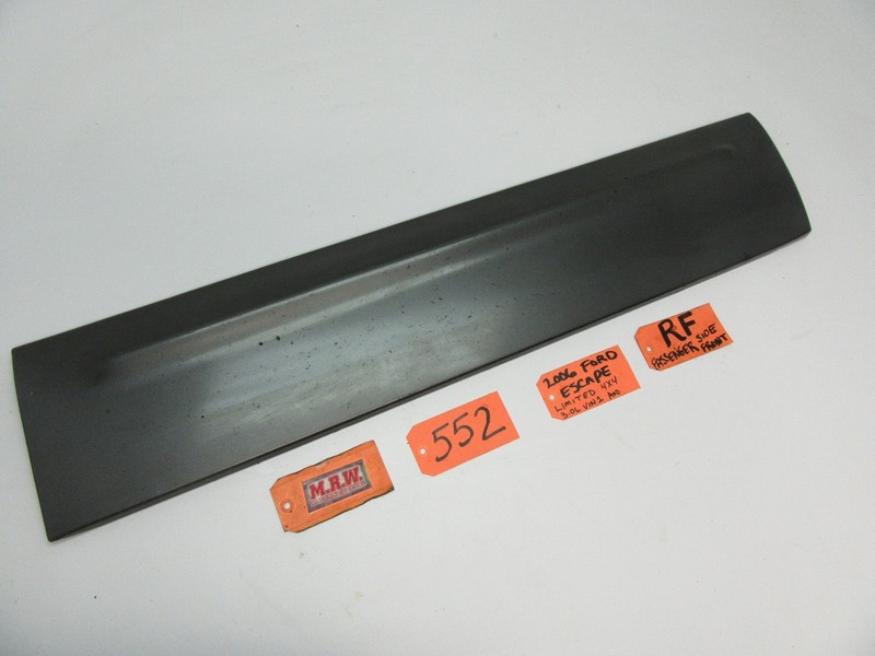 01-07 ESCAPE RIGHT FRONT DOOR MOLDING PANEL TRIM COVER TRIM CX GREY RF RH R