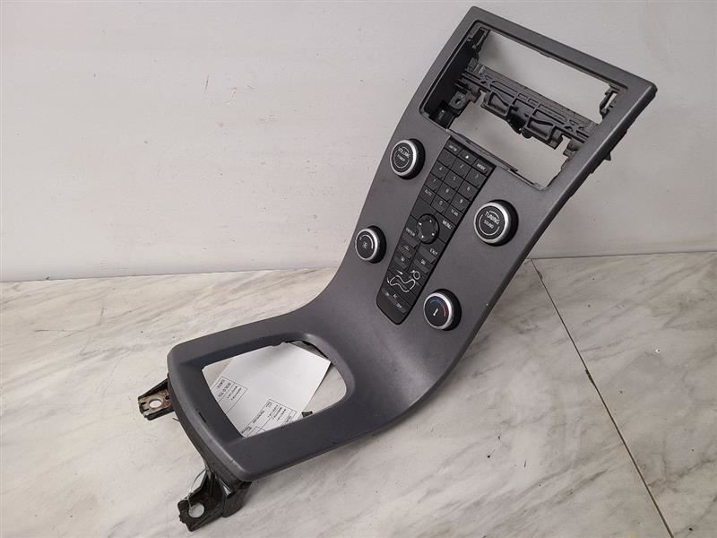 Audio Equipment Radio Control With Phone Fits 08-10 VOLVO 30 SERIES 554115