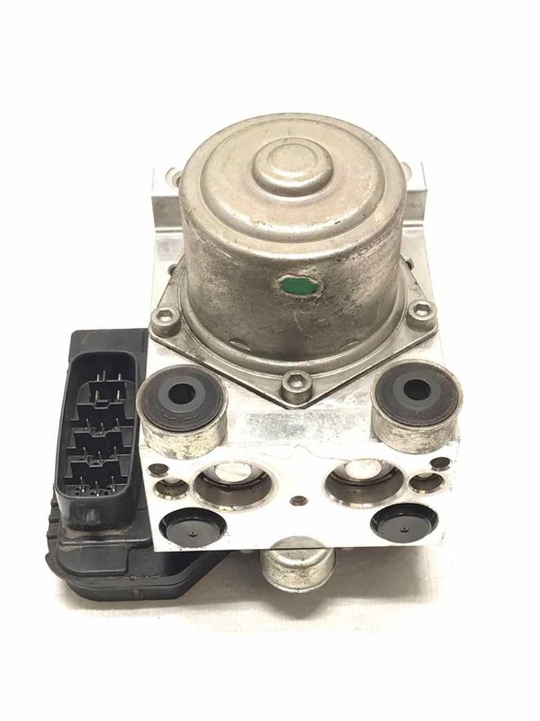 2011 Endeavor 4WD Anti Lock Brake Pump Assembly Part# 4670A494