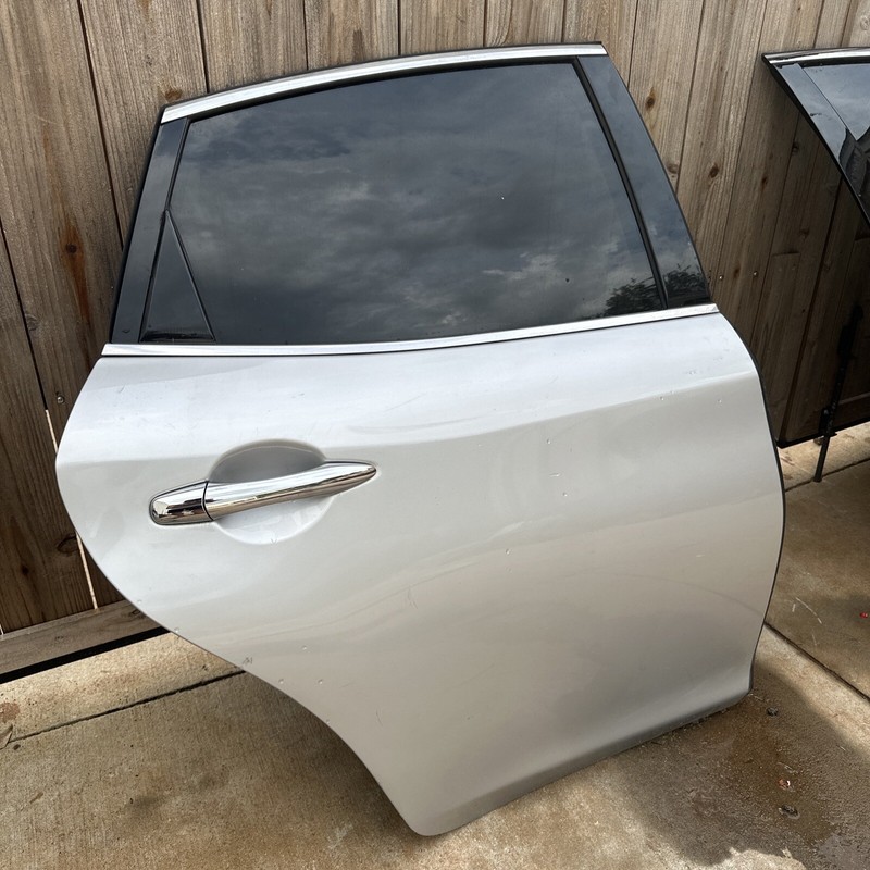 RIGHT REAR DOOR II 2011 - 2017 Infiniti Q70 M37 Silver Shop Quality RR OE