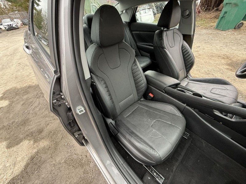2022-2023 Hyundai Elantra Right Passenger Side Front Seat Leather Black