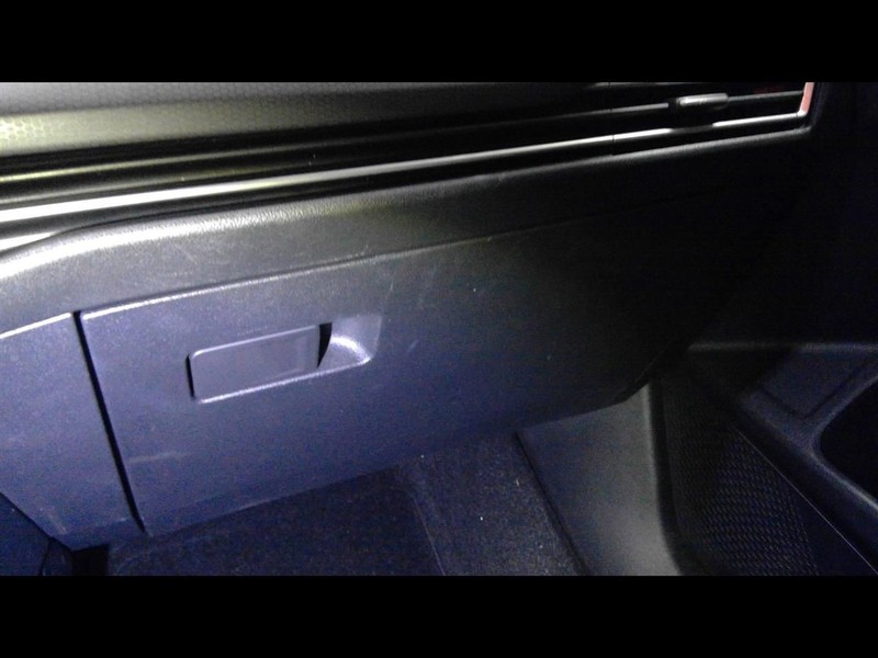GOLF GTI2022-2024 Glove Box 1711339