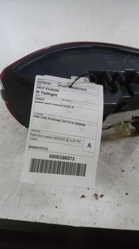 2017 Ford Fusion Right Tail Light Assembly Black 636415 140K Miles FWD