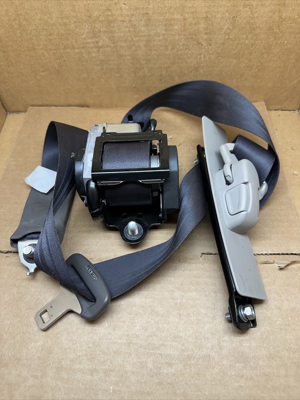 11-17 Odyssey Front Right Passenger Side Seat Belt Seatbelt Retractor Assembly