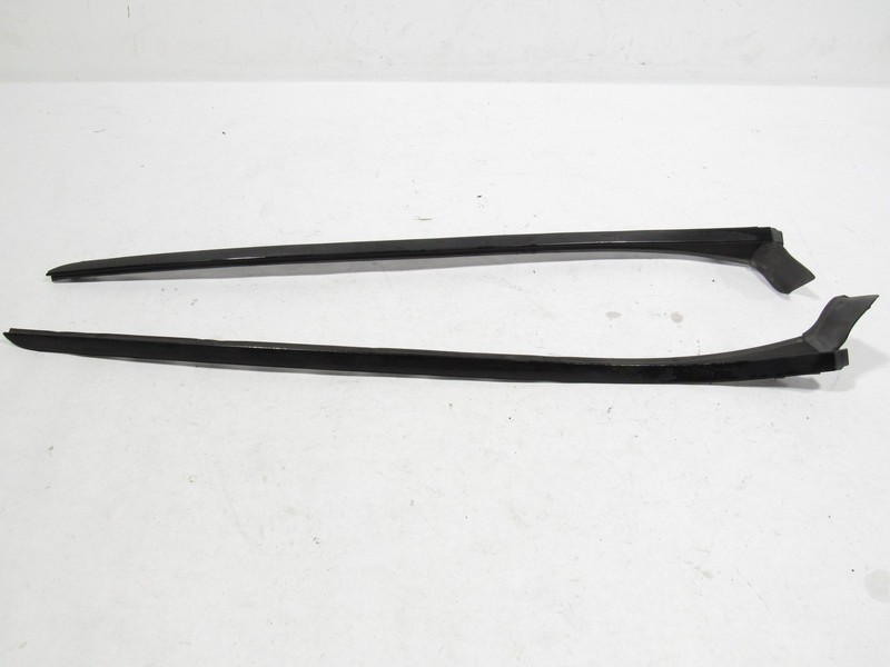 18-23 Kia Stinger GT1 2019 Front Right Left Windshield Molding Trim Set 2 PCS ;