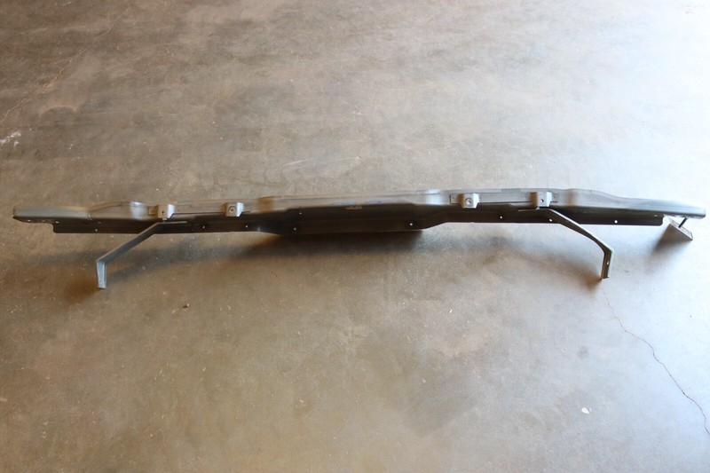 2003-2009 HUMMER H2 RADIATOR CORE SUPPORT UPPER CENTER TIE BAR OEM