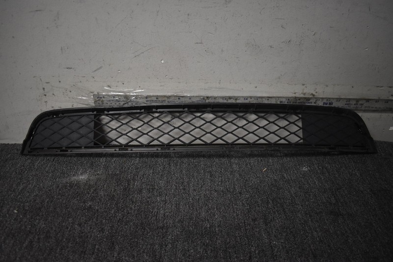 BMW X3 LOWER GRILLE FACTORY OEM