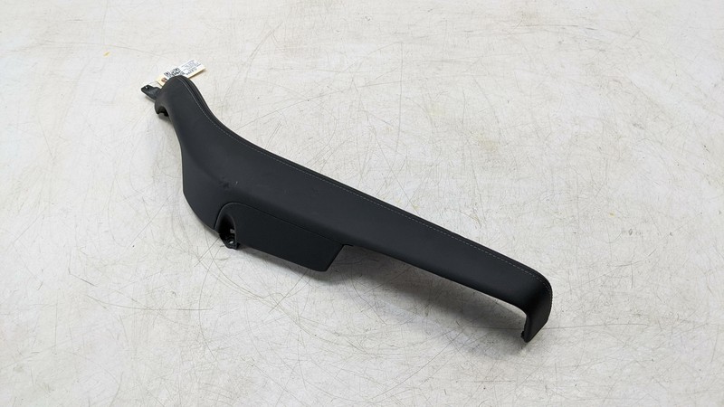 Right Passenger Front Door Armrest 84444090 2020 Cadillac CT5 2021 2022 2023