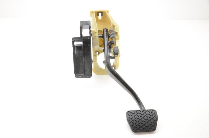 2012-2019 BMW 640I Gran Coupe Brake Pedal with Bracket