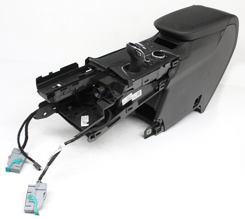 OEM Front Floor Center Console For 2025 Cadillac XT6 Black 86598769, Scratches