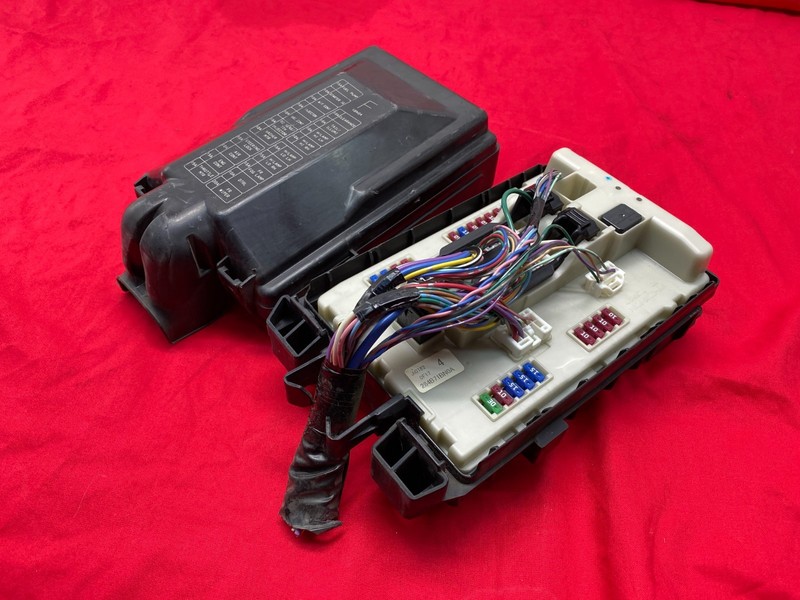 10-15 Infiniti G37 Q40 Q50 Q60 Engine Fusebox Fuse Box Relay Module Unit OEM✅