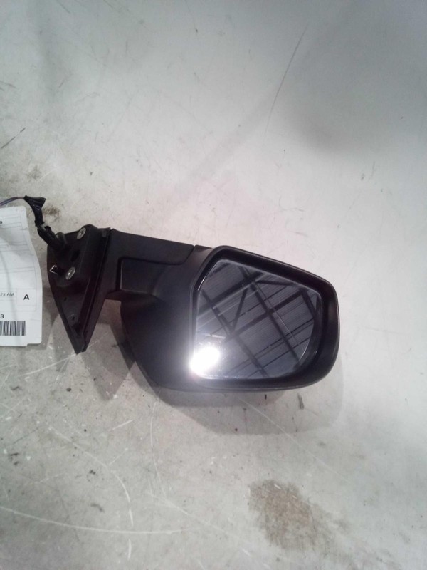 2011 Subaru Legacy Left Door Mirror White OEM 499079, 151k Miles, Used
