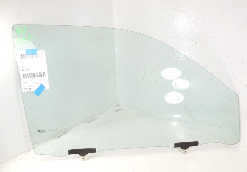 2007 2008 Isuzu i-290 Front Door Window Glass Passenger Right OEM